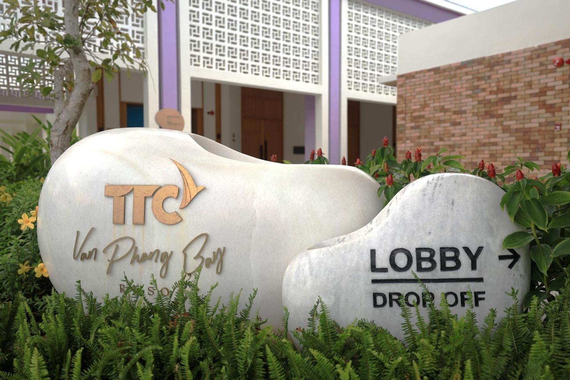 Ttc Van Phong Bay Resort - Himalaya Sauna & Steam Retreat Included Ấp Ninh Hòa  Eksteriør bilde